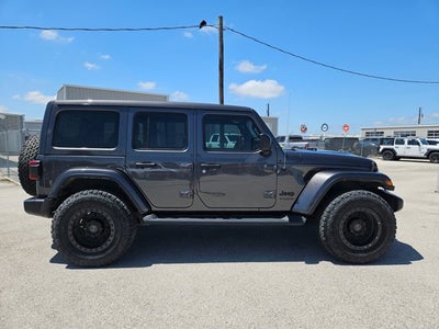 2021 Jeep Wrangler Unlimited Sahara Altitude