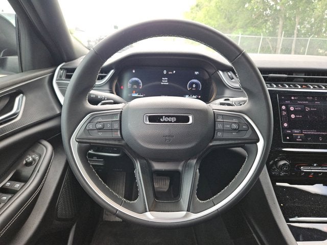 2024 Jeep Grand Cherokee Laredo A