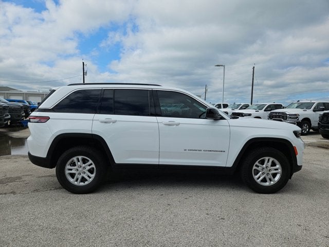 2024 Jeep Grand Cherokee Laredo A