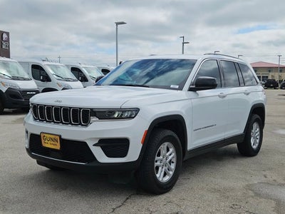 2024 Jeep Grand Cherokee Laredo A