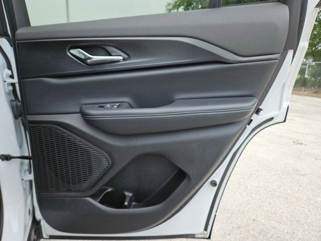 2024 Jeep Grand Cherokee Laredo A