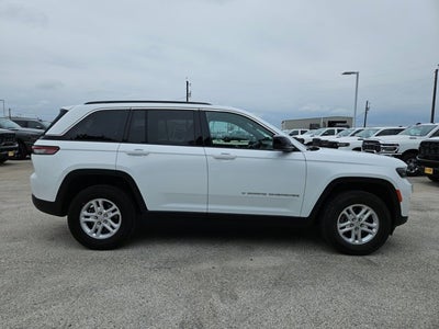 2024 Jeep Grand Cherokee Laredo A