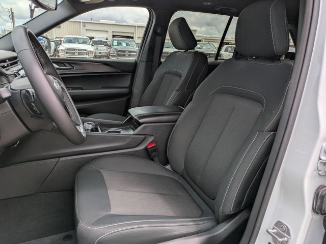 2024 Jeep Grand Cherokee Laredo A