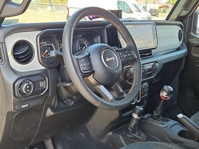 2024 Jeep Gladiator Sport S