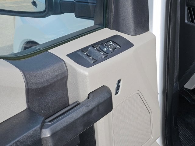 2017 Ford Super Duty F-250 SRW XL