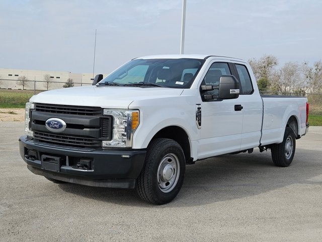 2017 Ford Super Duty F-250 SRW XL