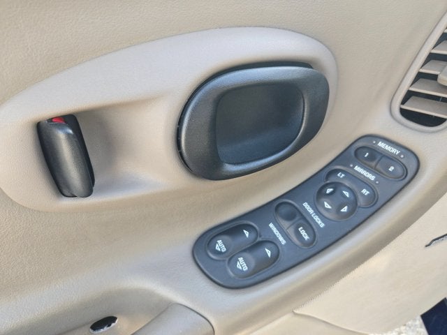 2004 Chevrolet Corvette 2dr Cpe