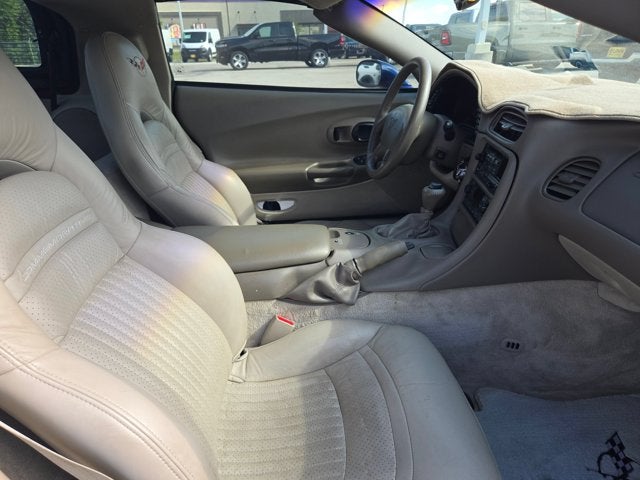 2004 Chevrolet Corvette 2dr Cpe