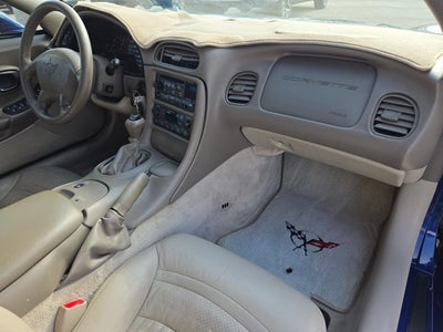 2004 Chevrolet Corvette 2dr Cpe