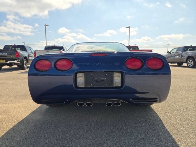 2004 Chevrolet Corvette 2dr Cpe
