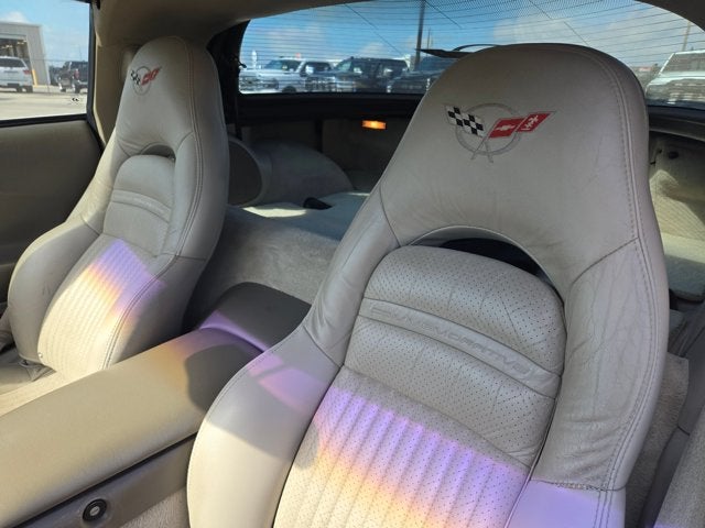 2004 Chevrolet Corvette 2dr Cpe