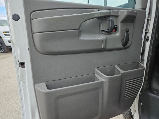 2015 Chevrolet Express Commercial Cutaway 3500 Van 159"