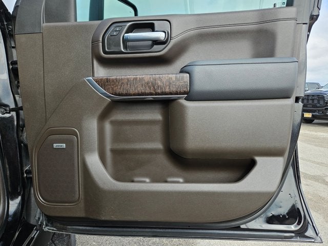 2023 GMC Sierra 2500HD Denali