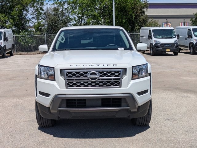 2022 Nissan Frontier SV