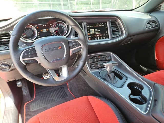 2016 Dodge Challenger 392 Hemi Scat Pack Shaker