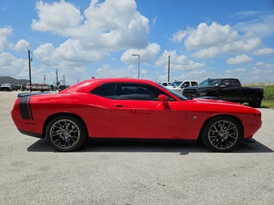 2016 Dodge Challenger 392 Hemi Scat Pack Shaker