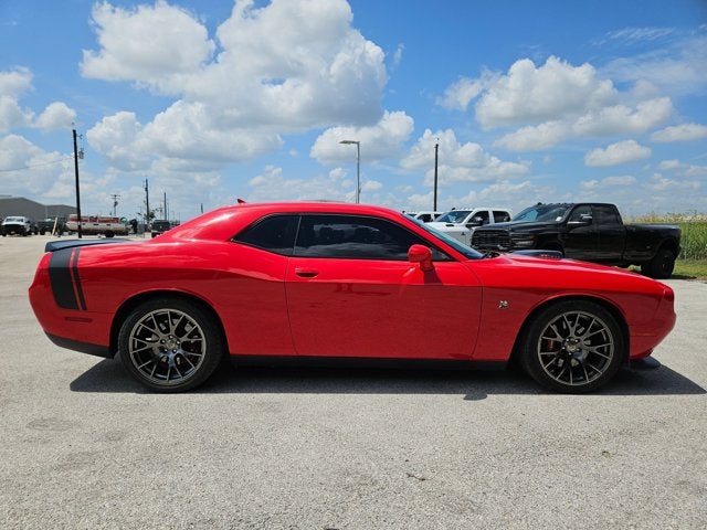 2016 Dodge Challenger 392 Hemi Scat Pack Shaker