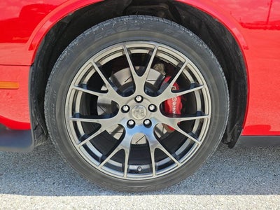 2016 Dodge Challenger 392 Hemi Scat Pack Shaker