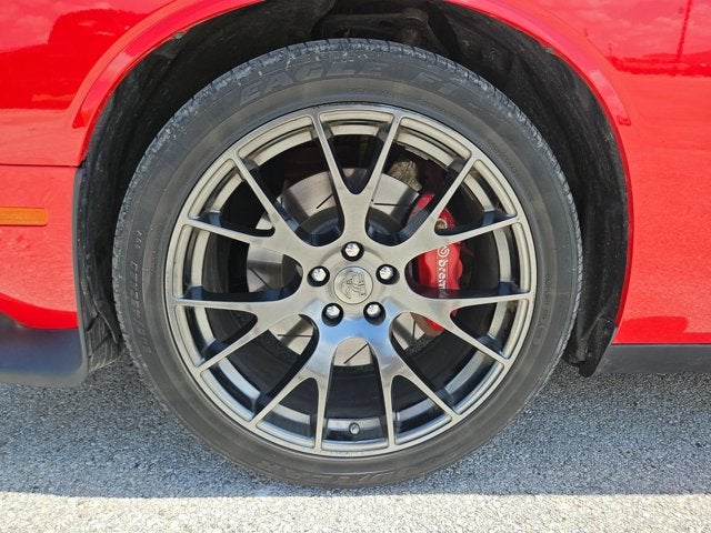 2016 Dodge Challenger 392 Hemi Scat Pack Shaker
