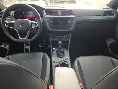 2022 Volkswagen Tiguan SE R-Line Black