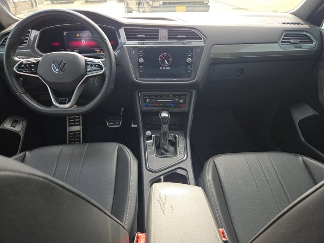 2022 Volkswagen Tiguan SE R-Line Black