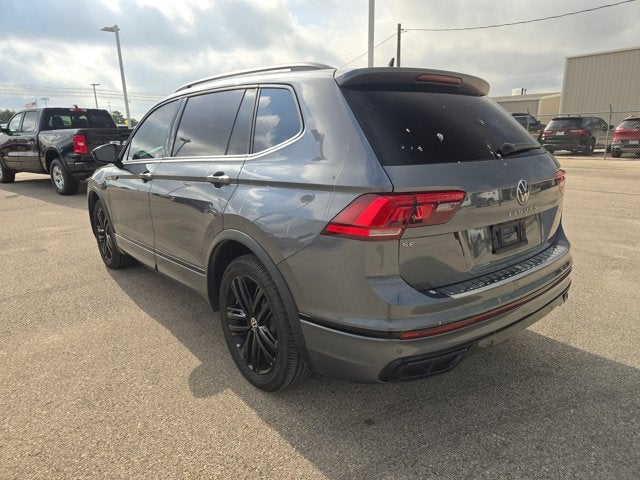 2022 Volkswagen Tiguan SE R-Line Black
