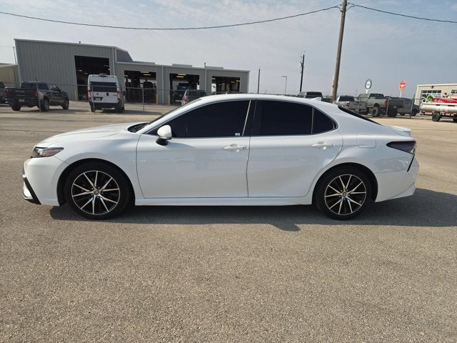 2022 Toyota Camry Base