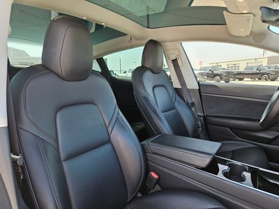 2020 Tesla Model 3 Standard Range Plus