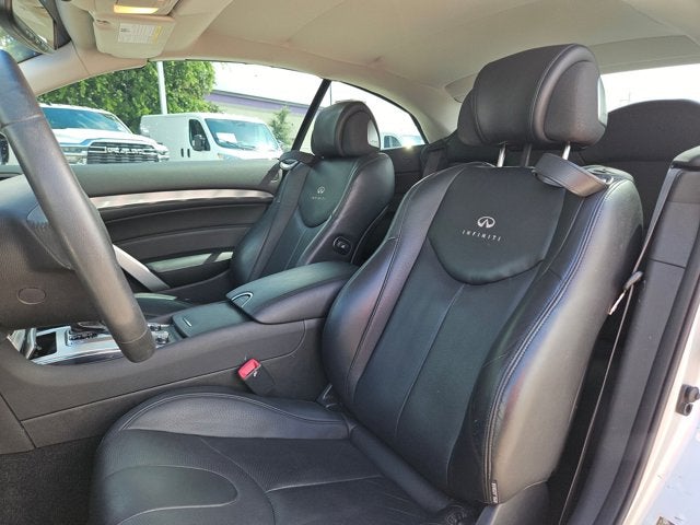 2014 INFINITI Q60 Convertible 2dr