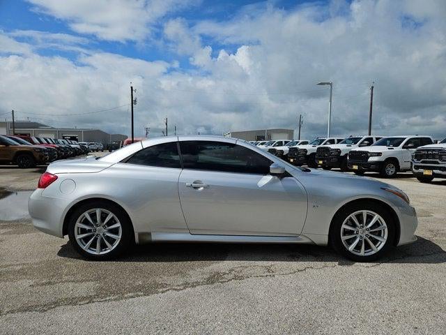 2014 INFINITI Q60 Convertible 2dr