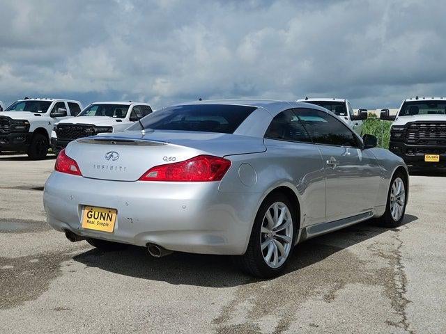 2014 INFINITI Q60 Convertible 2dr