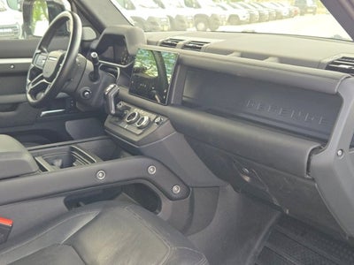 2024 Land Rover Defender X-Dynamic SE