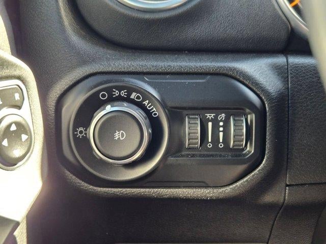 2020 Jeep Wrangler Unlimited Sahara 4X4