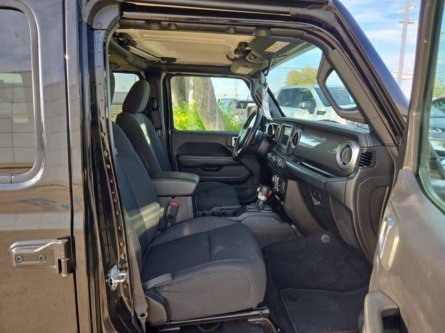 2020 Jeep Wrangler Unlimited Sahara 4x4