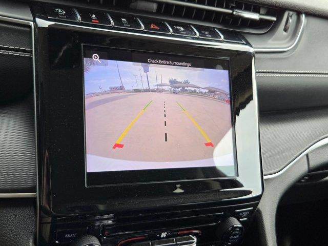 2023 Jeep Grand Cherokee L Laredo 4x4