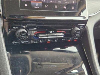 2023 Jeep Grand Cherokee L Laredo 4x4