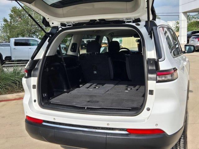 2023 Jeep Grand Cherokee L Laredo 4x4