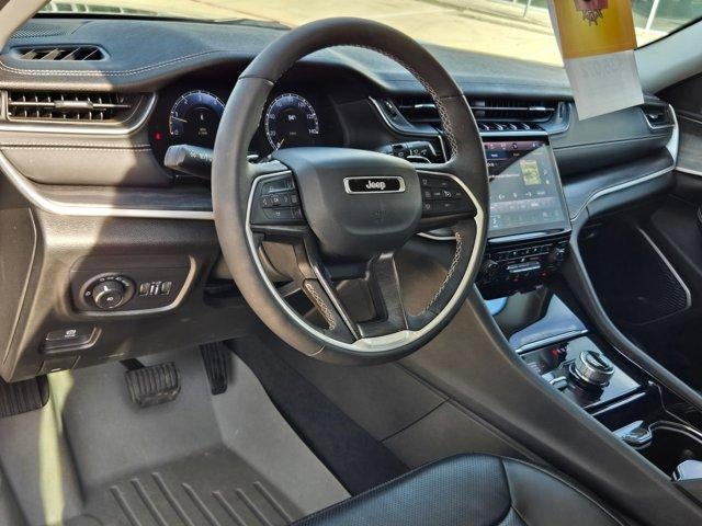 2023 Jeep Grand Cherokee L Base