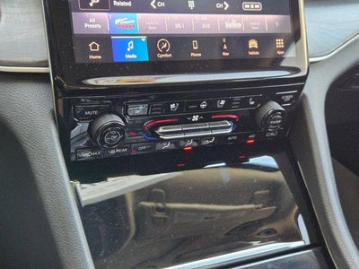 2023 Jeep Grand Cherokee L Base