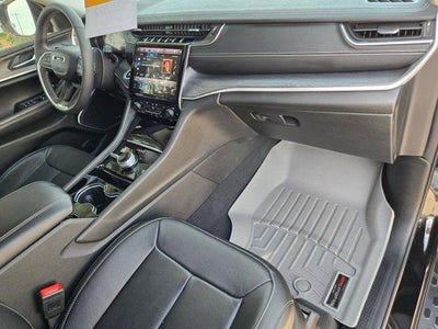 2023 Jeep Grand Cherokee L Base