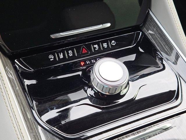 2022 Jeep Wagoneer Series III 4x2