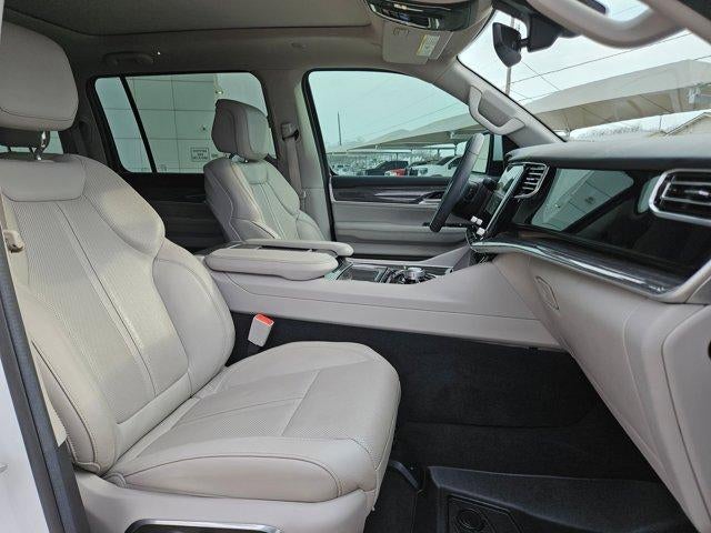 2022 Jeep Wagoneer Series III 4x2