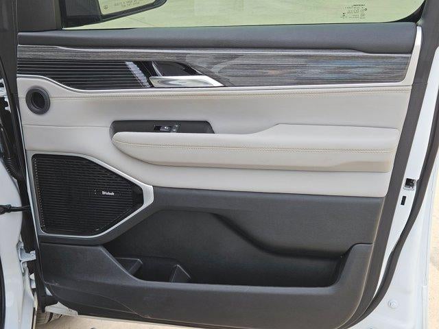 2022 Jeep Wagoneer Series III 4x2