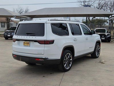 2022 Jeep Wagoneer Series III 4x2