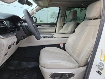 2022 Jeep Wagoneer Series III 4x2