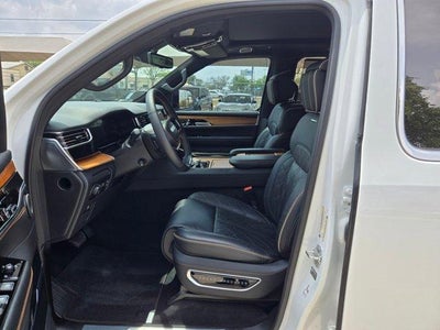 2024 Jeep Grand Wagoneer Series III