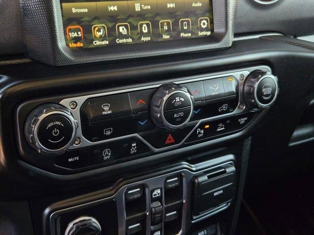 2021 Jeep Gladiator Base