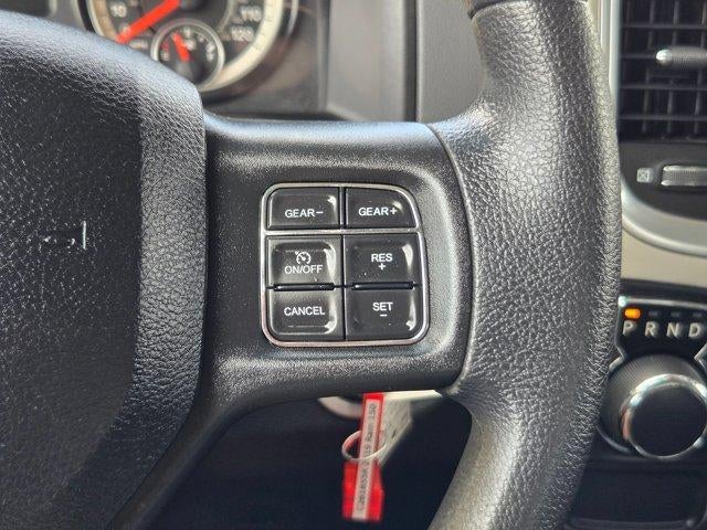 2019 RAM 1500 Classic SLT Crew Cab 4x2 6'4" Box