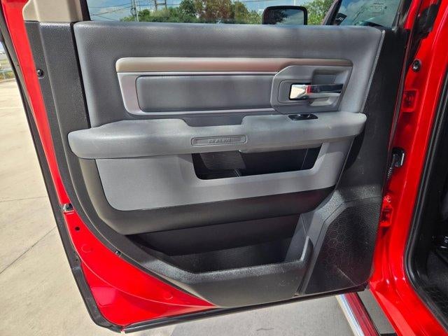 2019 RAM 1500 Classic SLT Crew Cab 4x2 6'4" Box