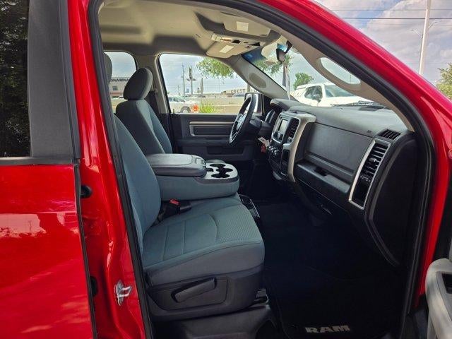 2019 RAM 1500 Classic SLT Crew Cab 4x2 6'4" Box